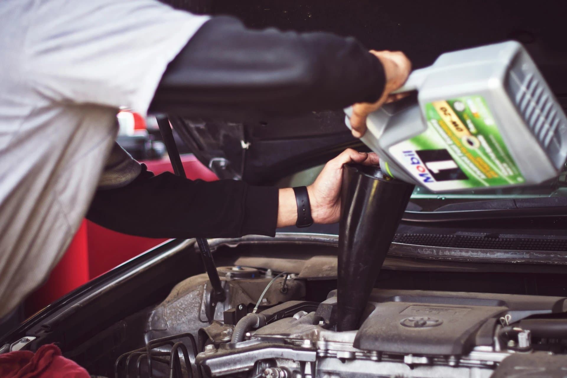 Kwik Kar Oil Change & Auto Care  4